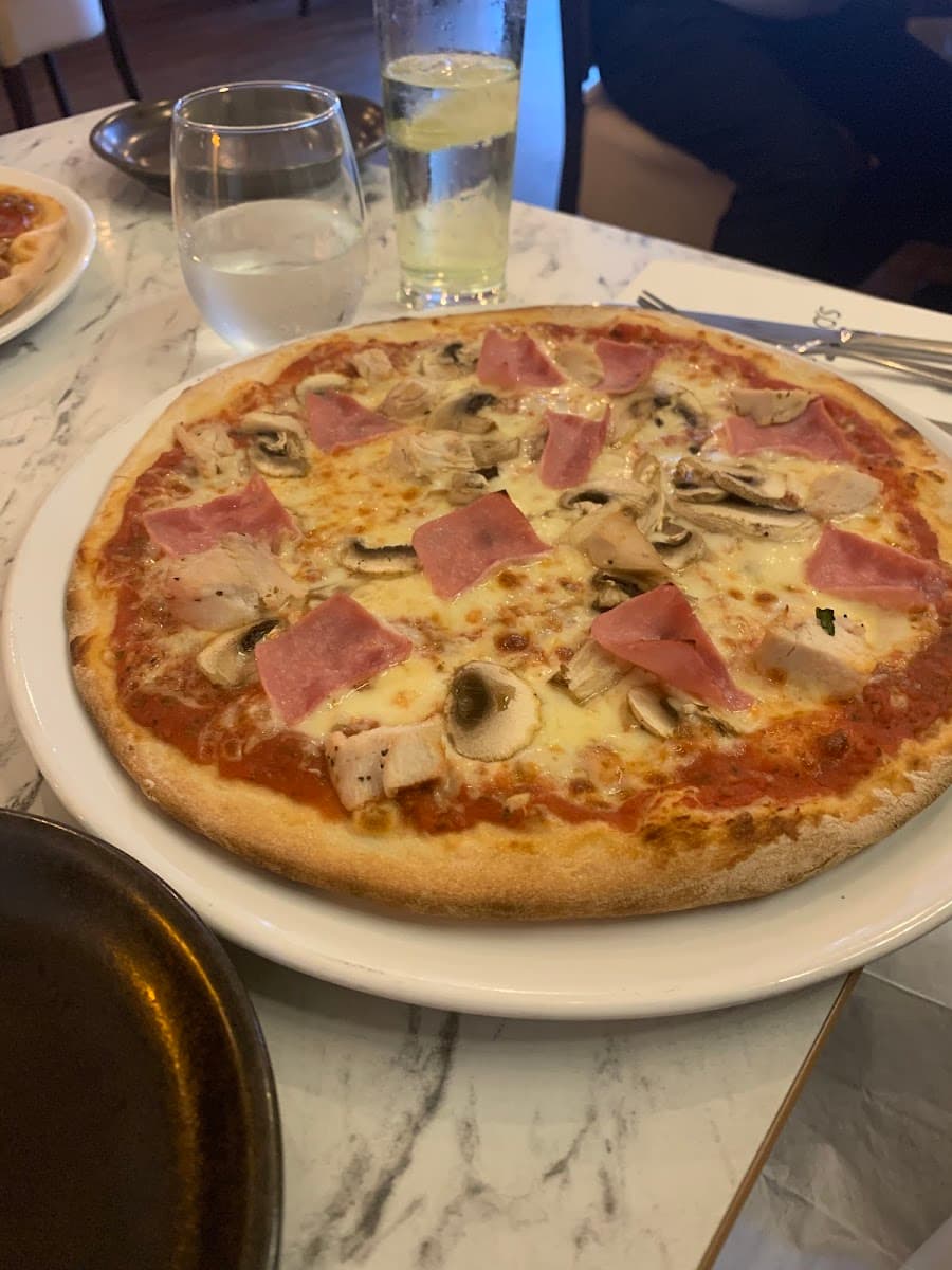 Luciano's