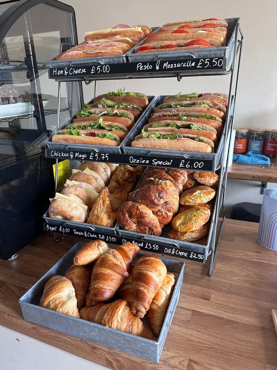 Ozziez Coffee & Bakery