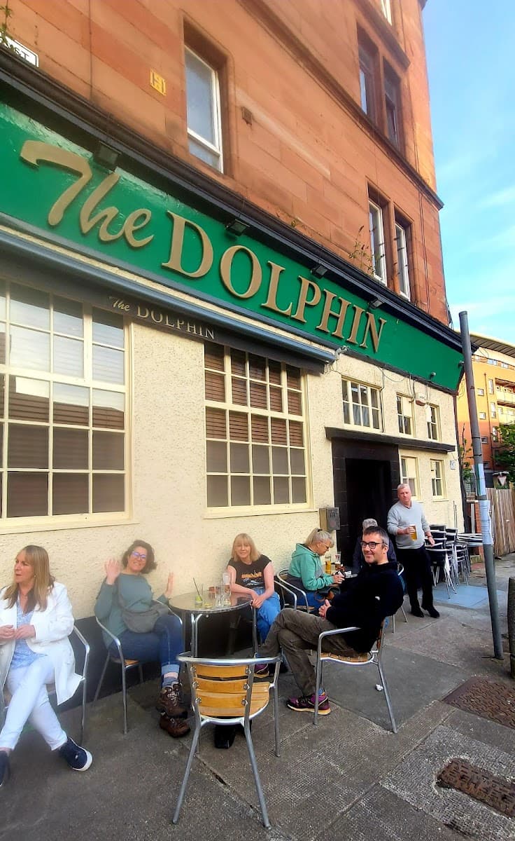 Dolphin Bar