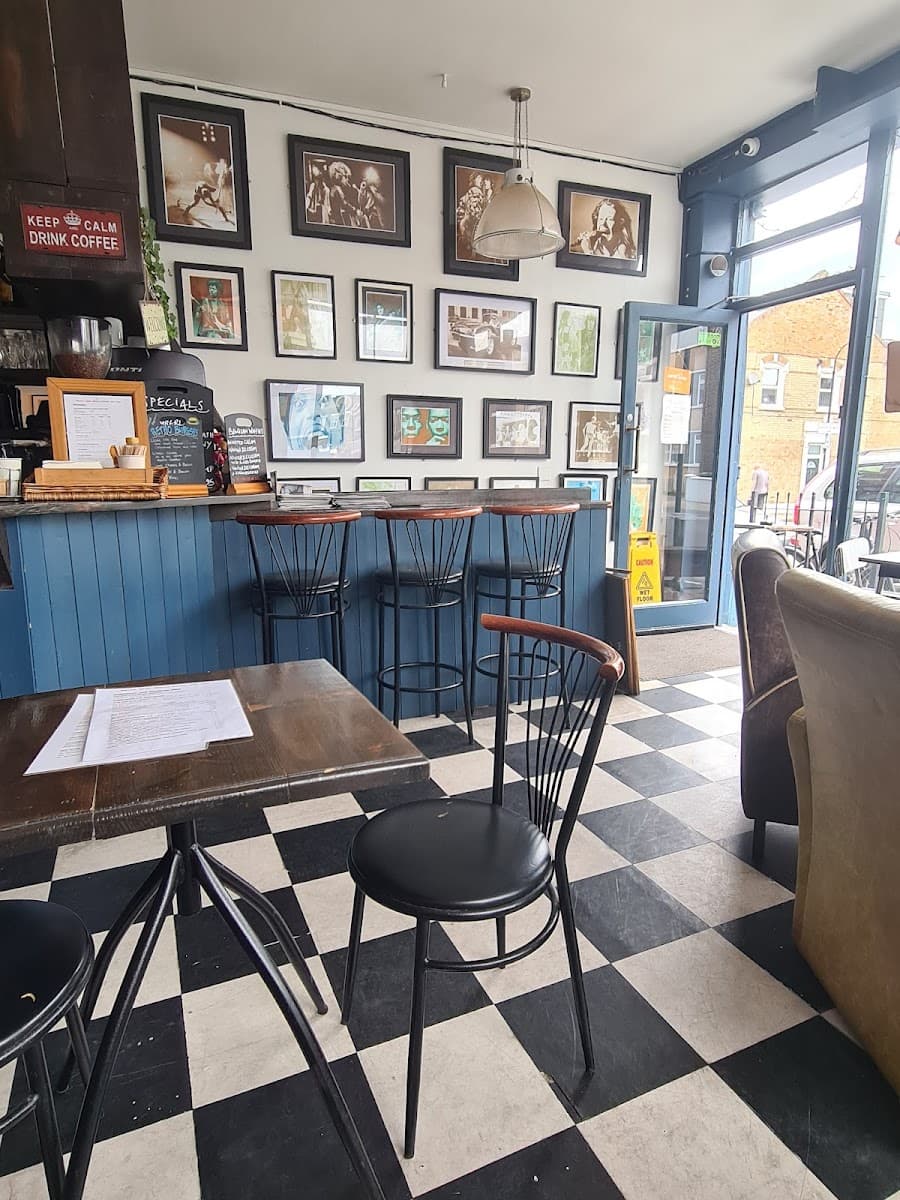 Retro Cafe 2.0