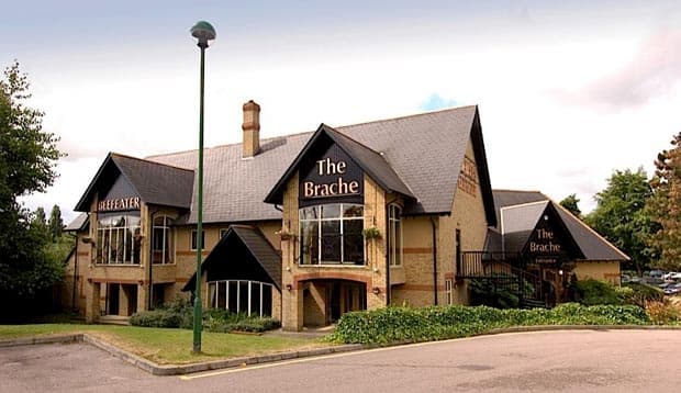 Premier Inn Luton (Airport) hotel