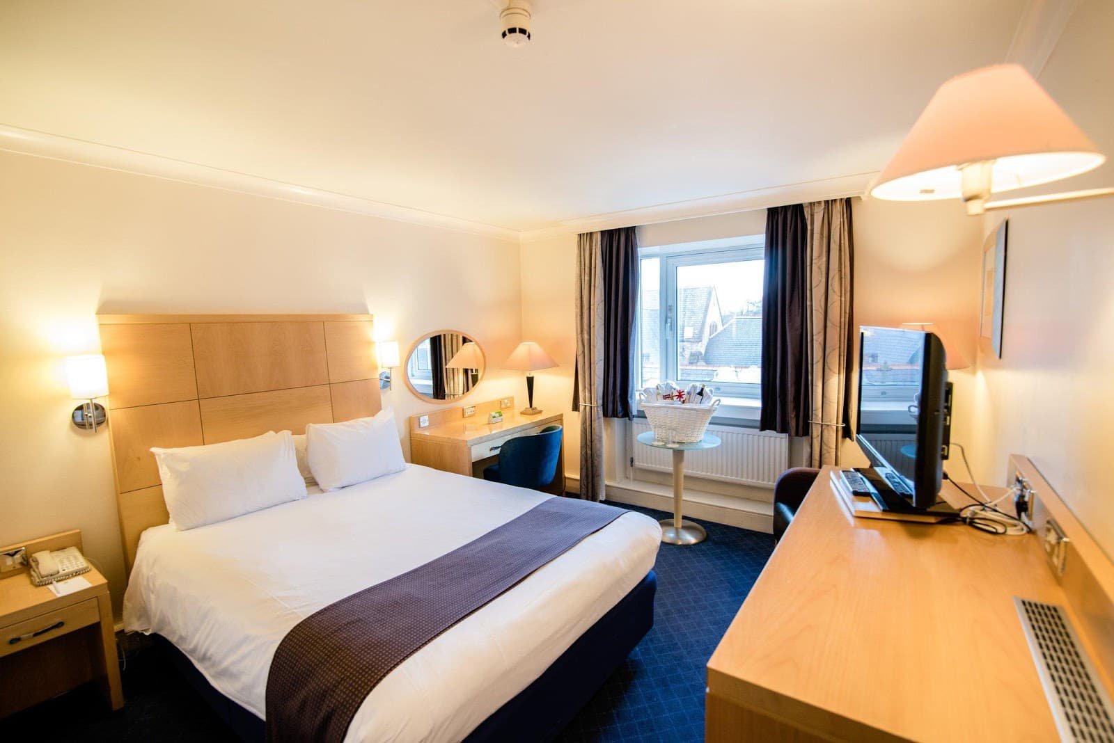 Holiday Inn Bolton Centre by IHG