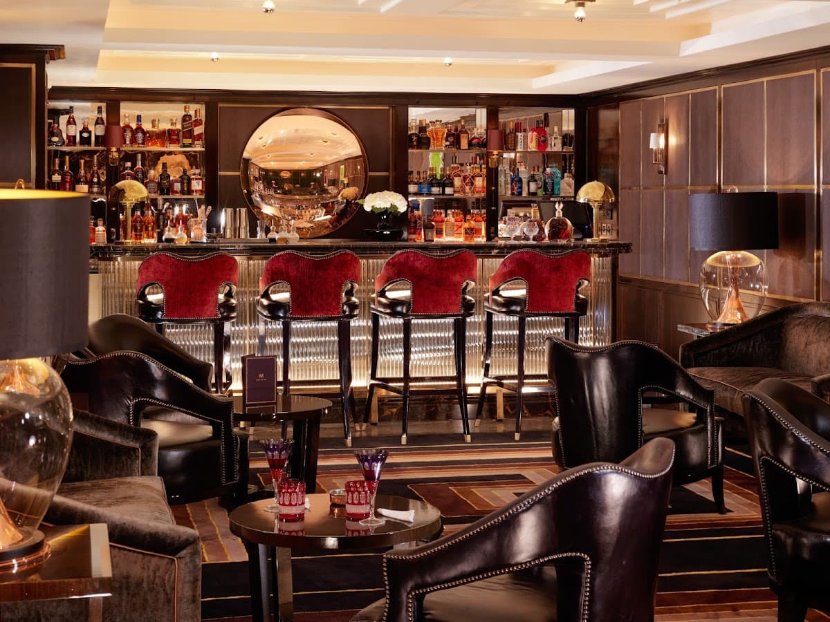 Manetta's Bar