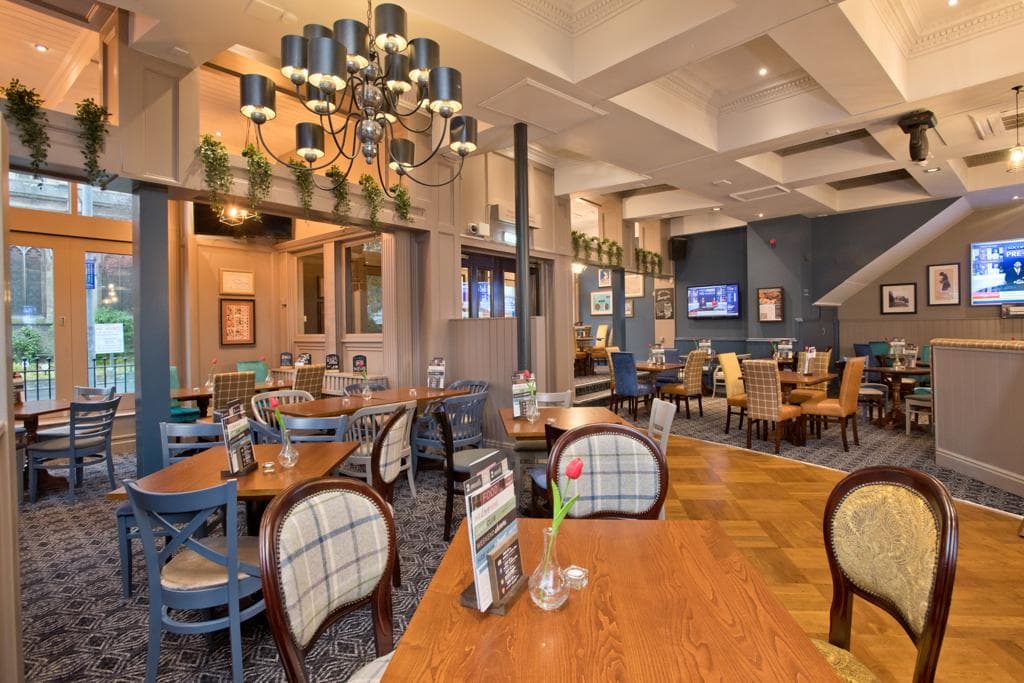 The George, Harrow