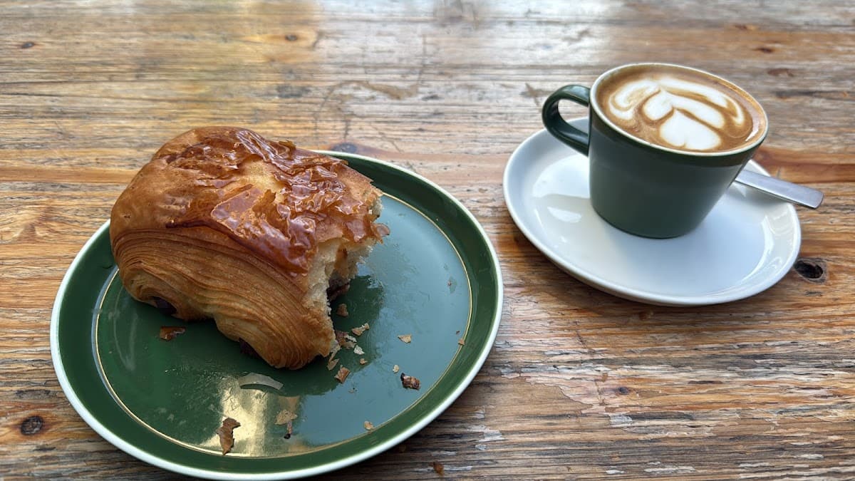 August Bakery