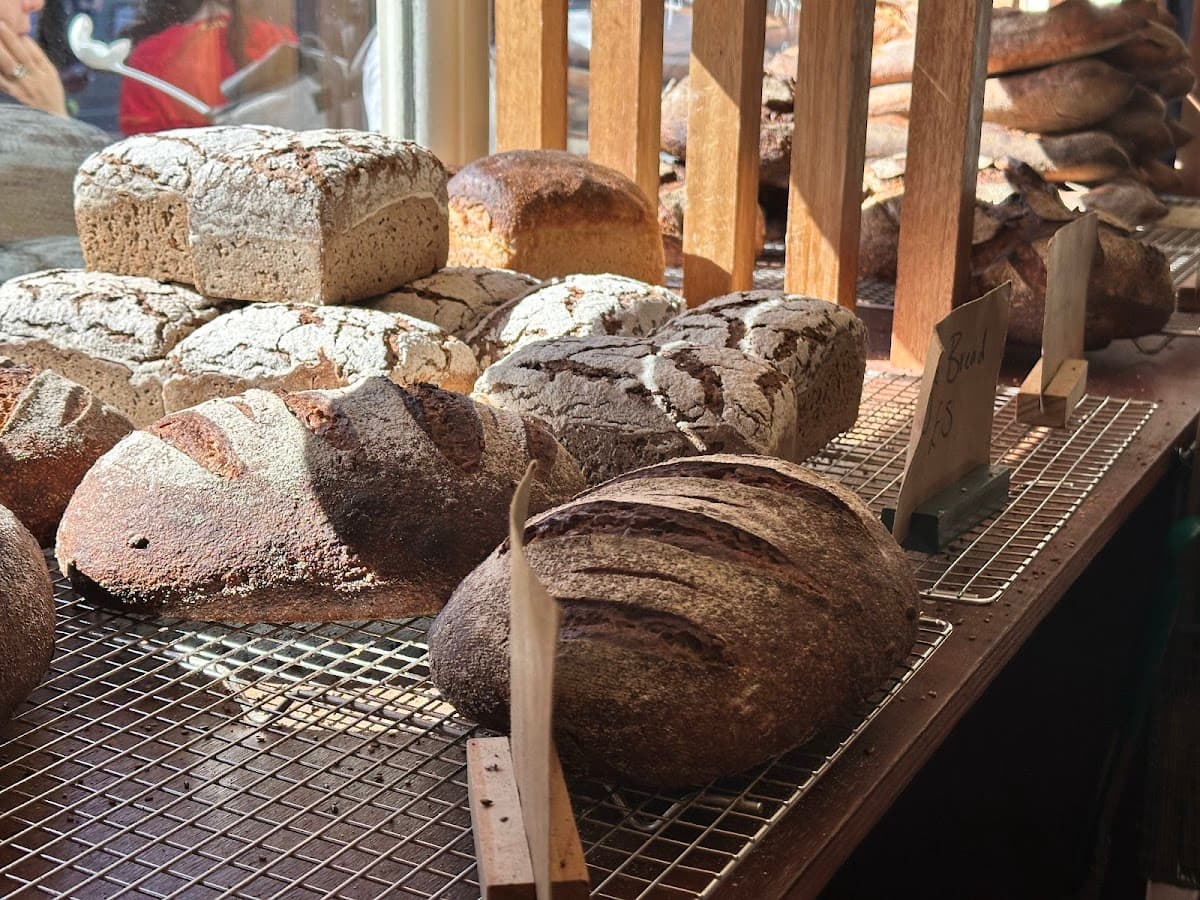 August Bakery
